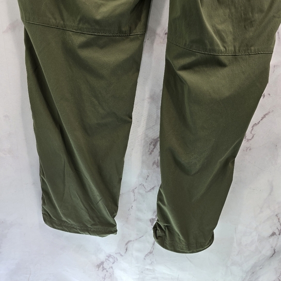 REI Co Op Pants Women 12 Petite Green Outdoor Hiking Nylon UPF Synch - Picture 8 of 12